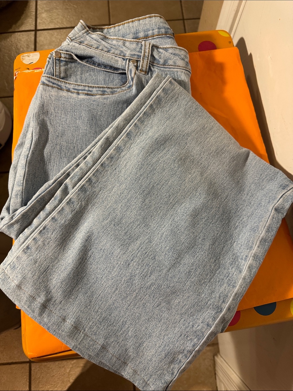 Cabi Light Wash Women’s Jeans